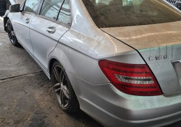 Mercedes-Benz C 180 2012