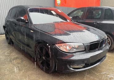 BMW 120I 2006