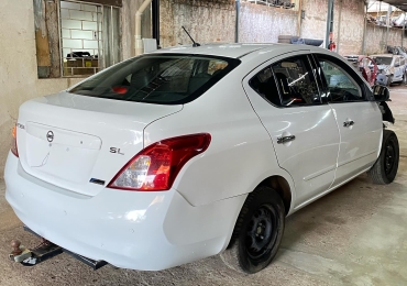 Nissan Versa 2014