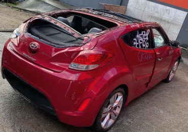 Hyundai Veloster 2013