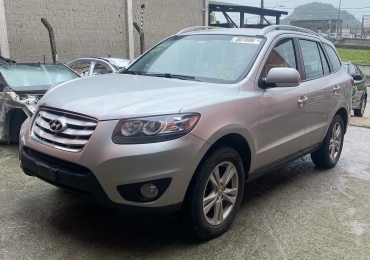 Hyundai Santa Fe 2011