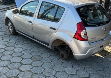 Renault Sandero 2010