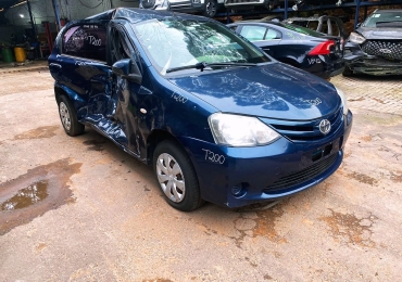 Toyota Etios 2015