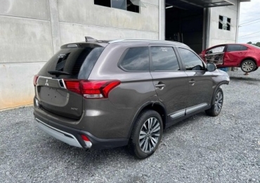 Mitsubishi Outlander 2020